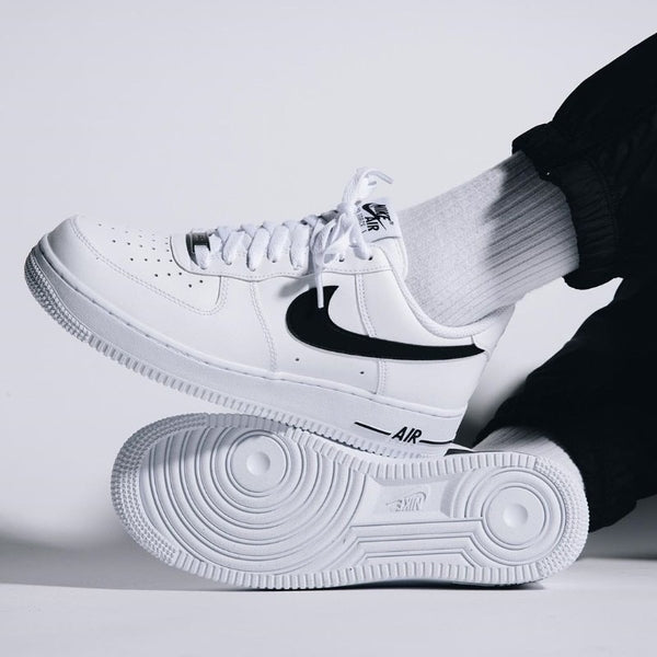 Nike H