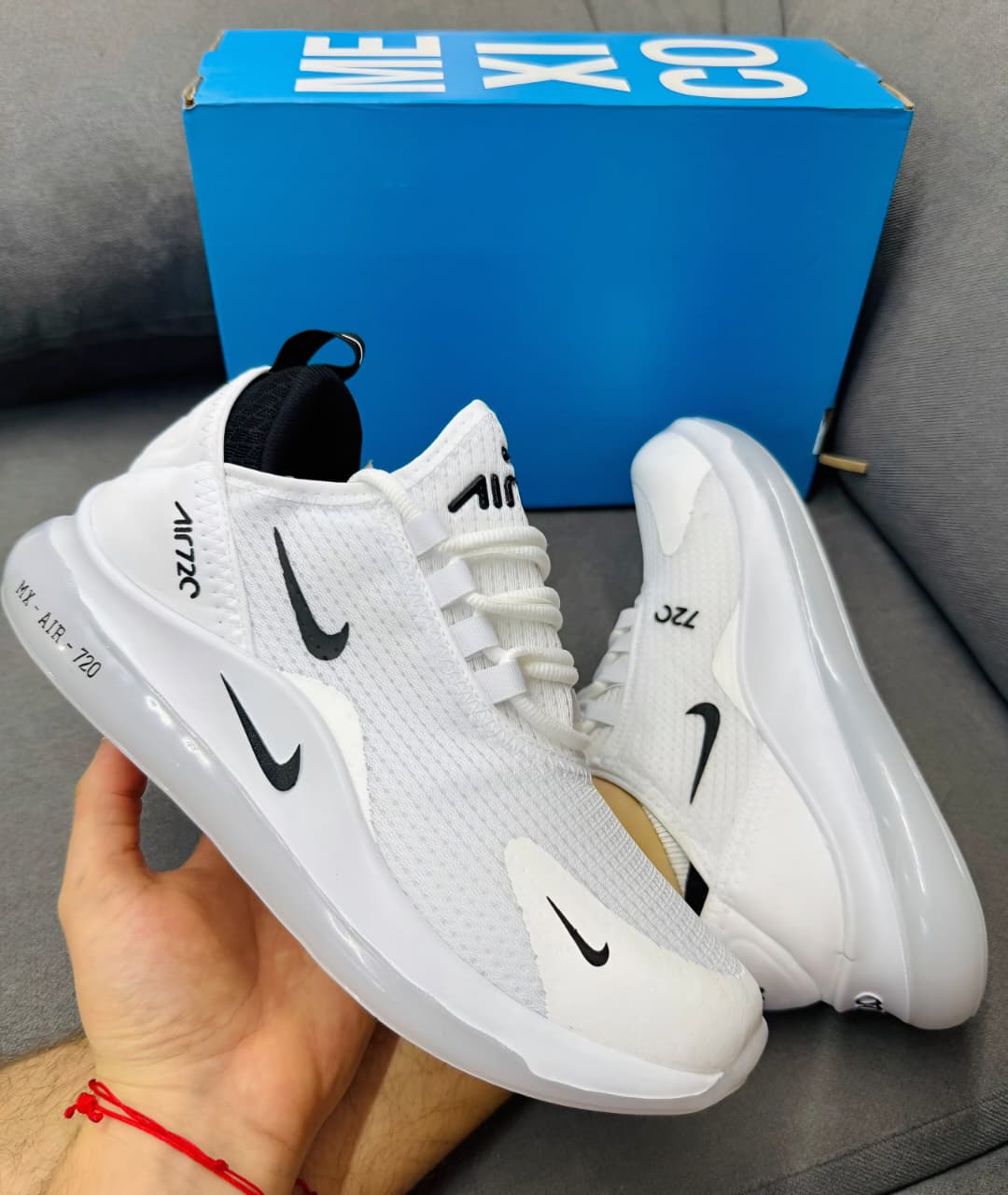 Nike 720 Blanco