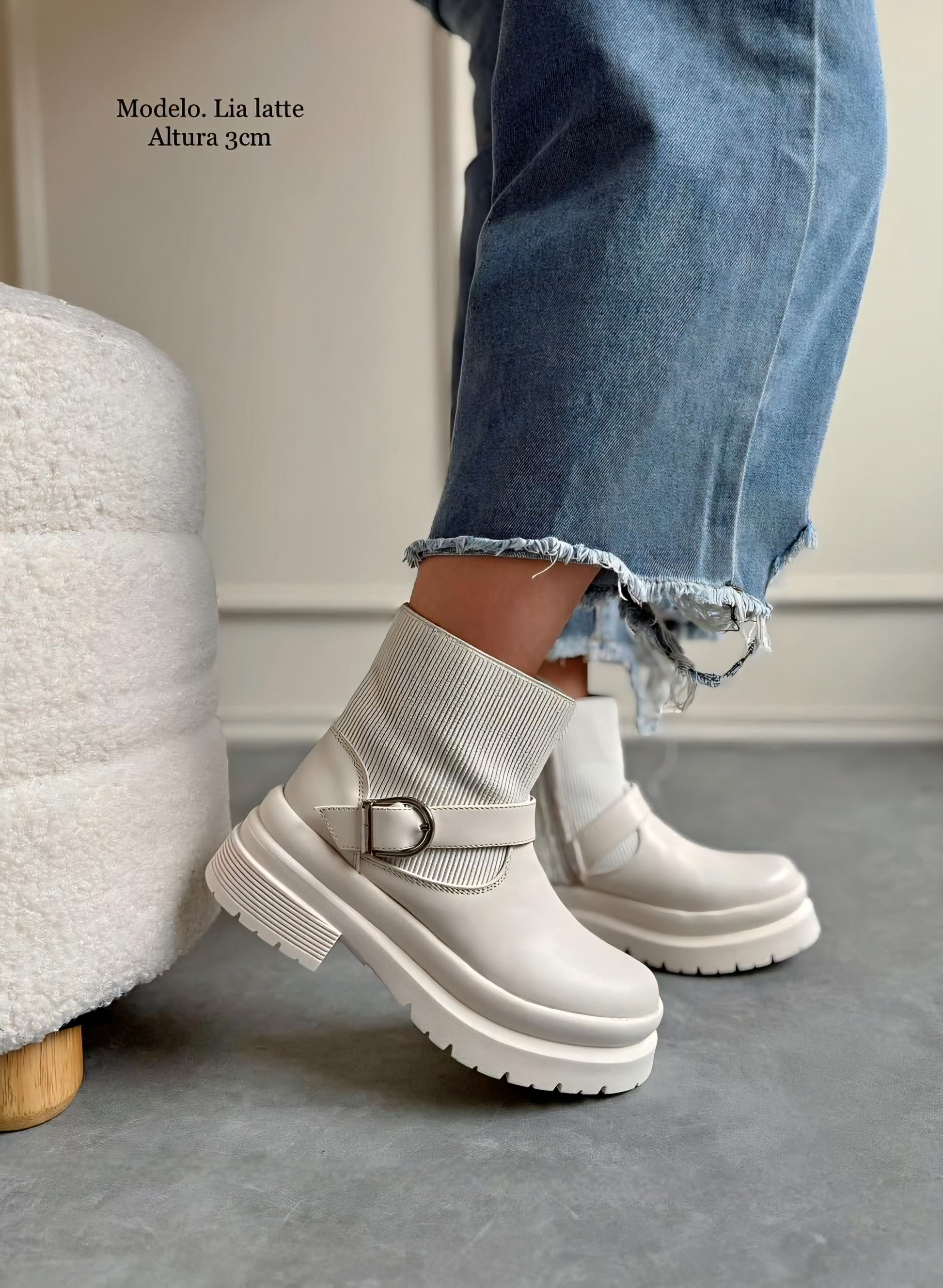 Bota Lia Latte