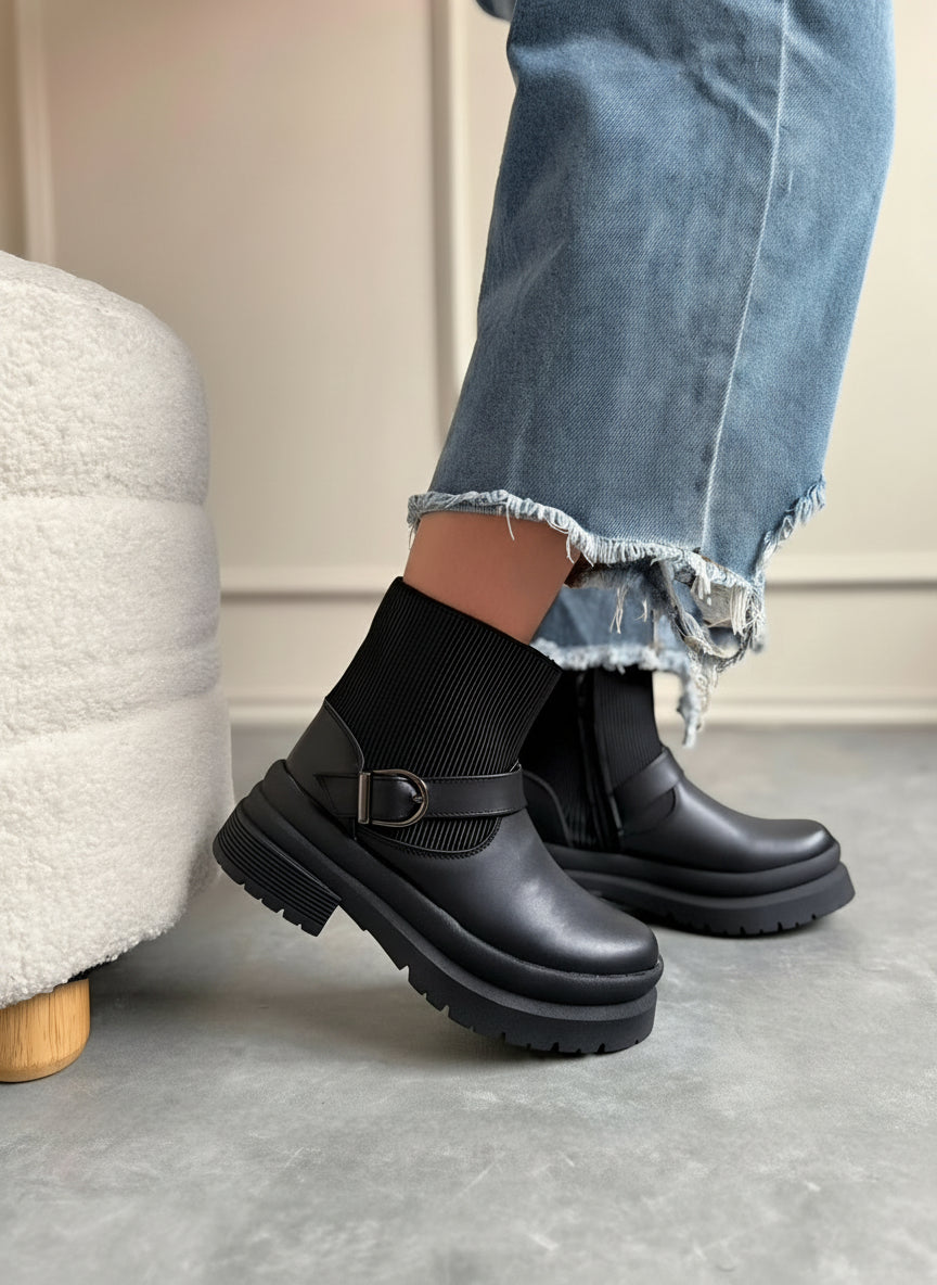 Bota Lia Negra