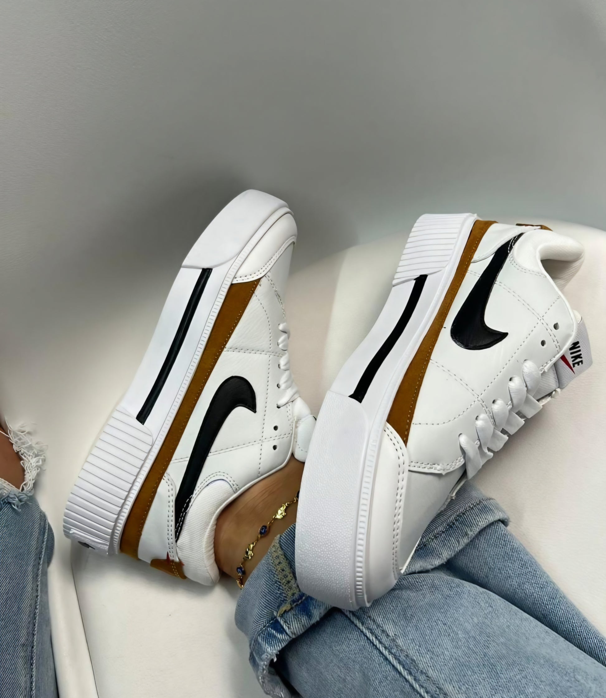 Nike Court Legacy Blanco/Camel