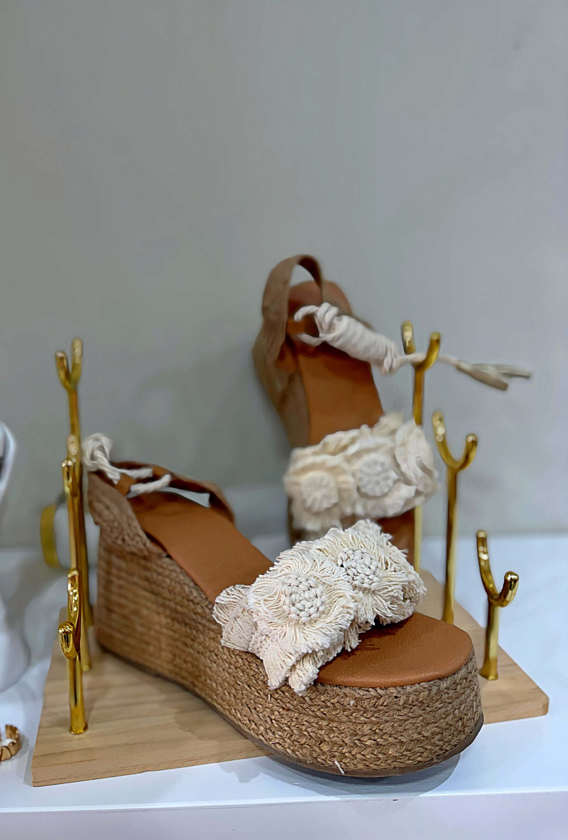 Marlen Flores Beige