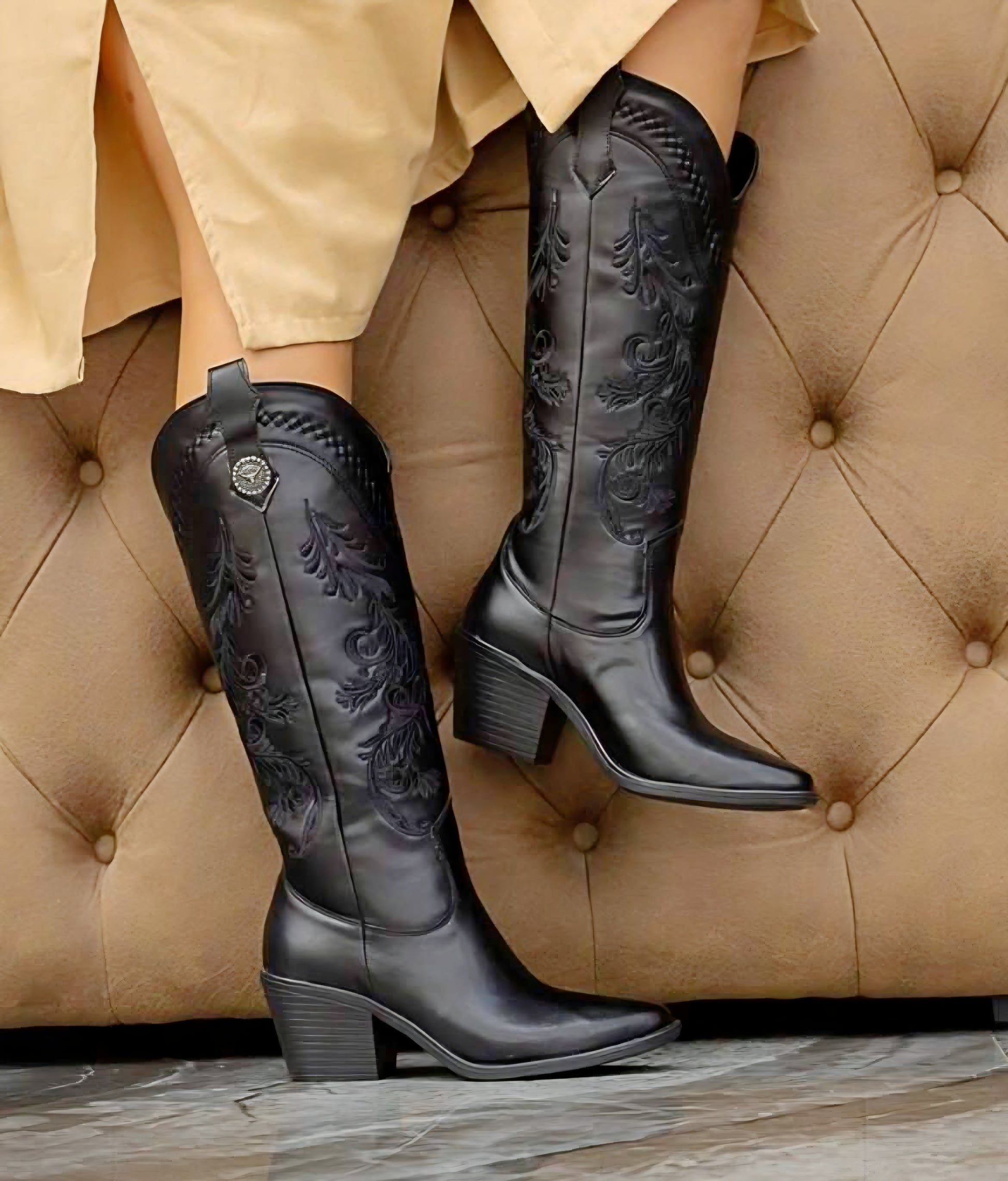 Bota Vaquera Bordada Negra